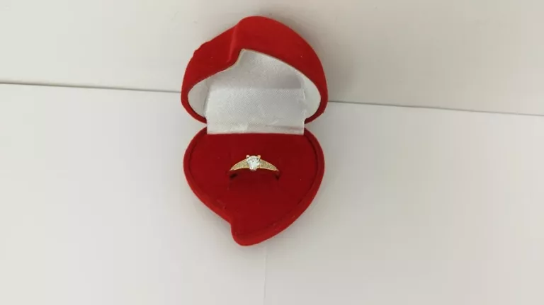 pekny-zloty-pierscionek-585-cyrkonie-254g-krancowa-103-lublin