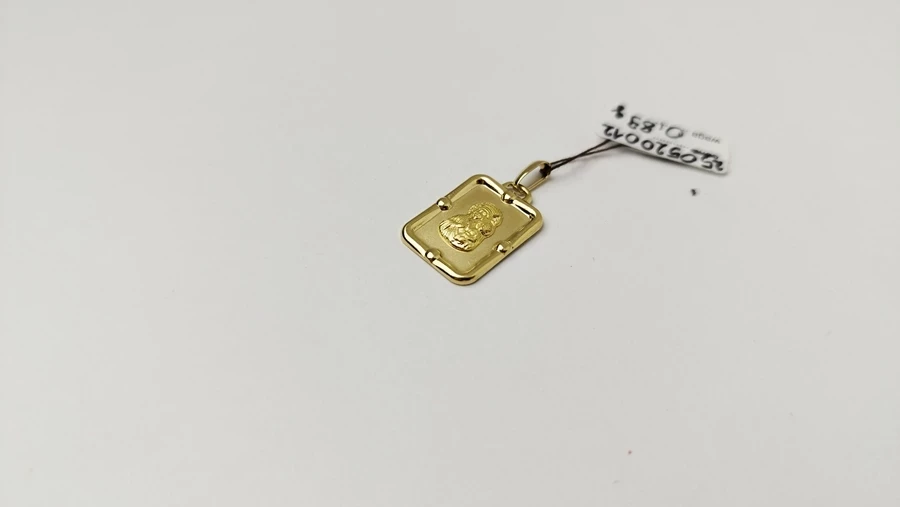 delikatny-zloty-medalik-585-089g-ean-gtin-194381173795