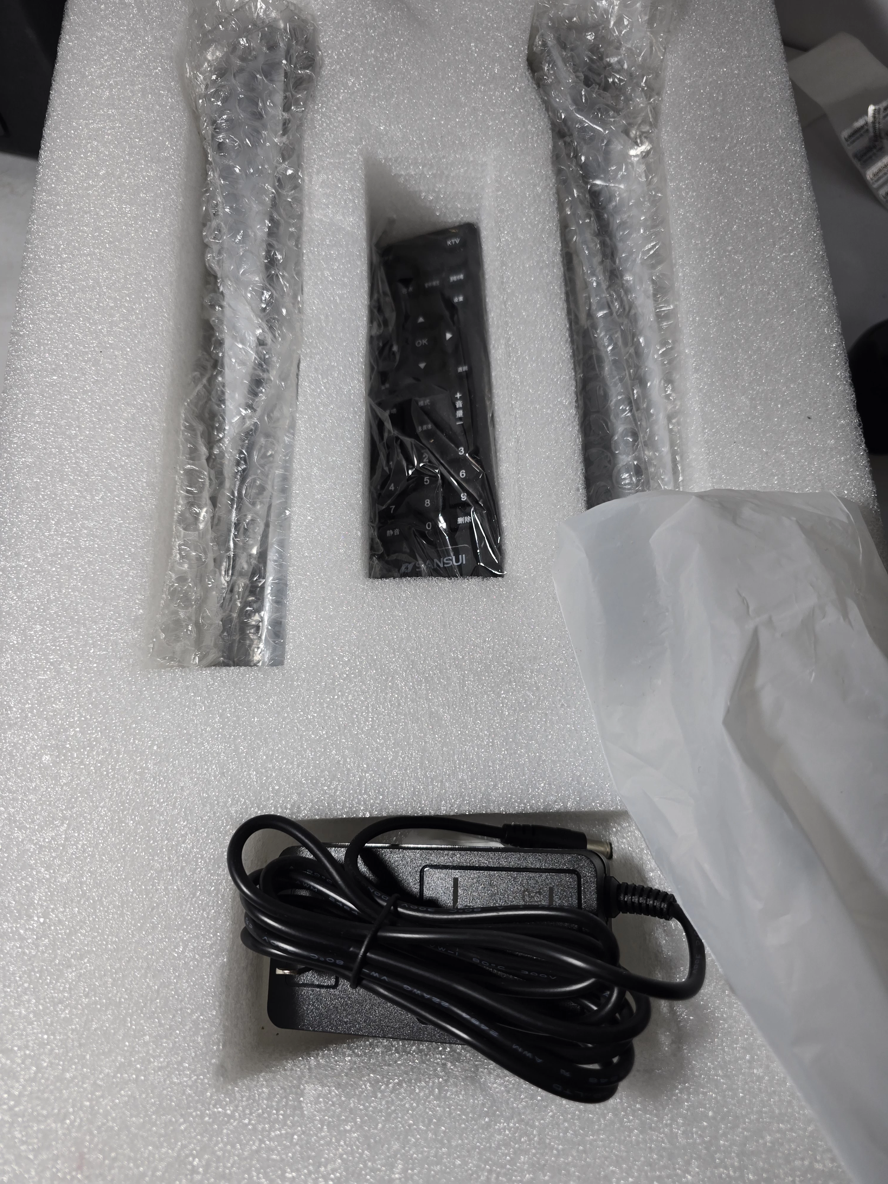 power-audio-przenosny-zestaw-karaoke-z-mikrofonem-warto-okazja-stan-11323-2