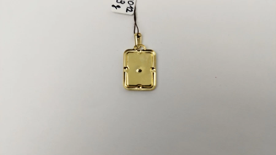 delikatny-zloty-medalik-585-089g-typ-129254-2