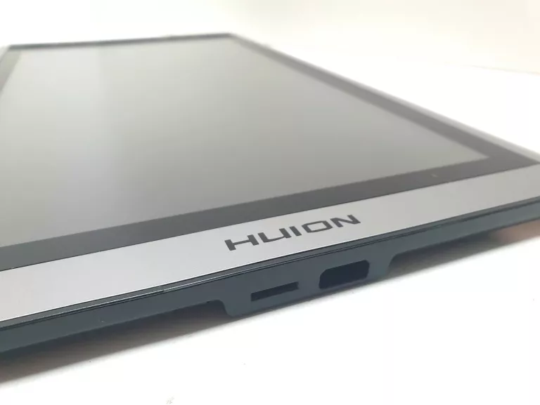 TABLET GRAFICZNY HUION KAMVAS 16 + PUD