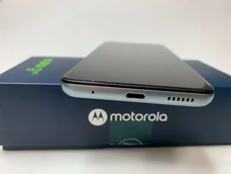 TELEFON MOTOROLA MOTO G60