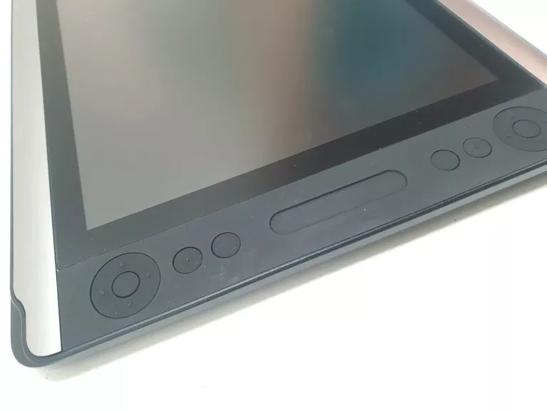 TABLET GRAFICZNY HUION KAMVAS 16 + PUD