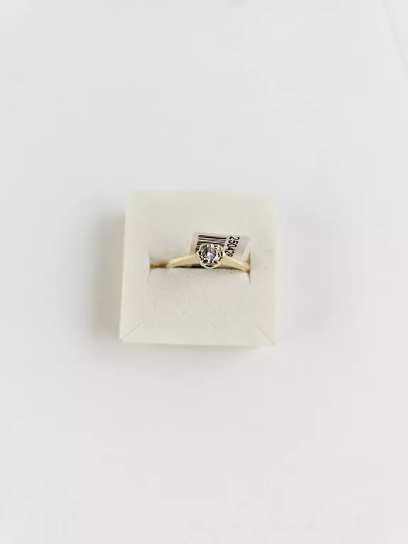 wyrob-jubilerski-uzywany-zloty-pierscionek-21g-585-brylant-02ct-stan-11323-2