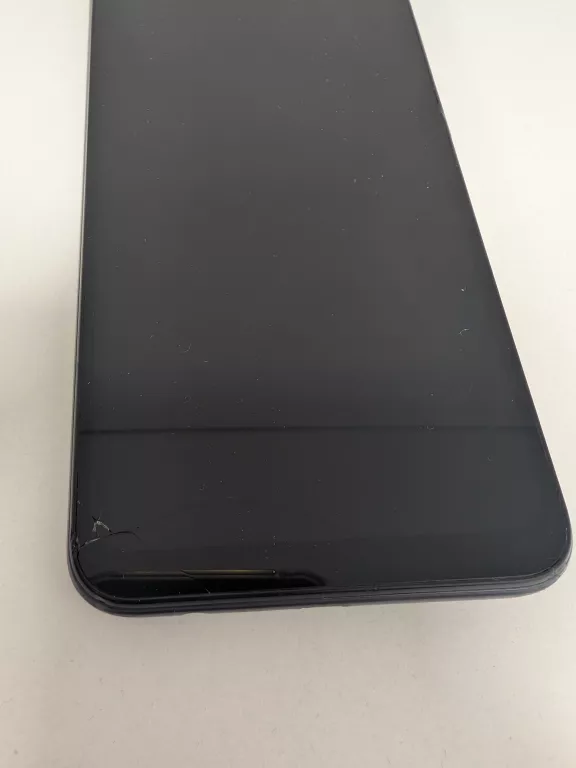 TELEFON REALME C11 2021 PEKNIETY