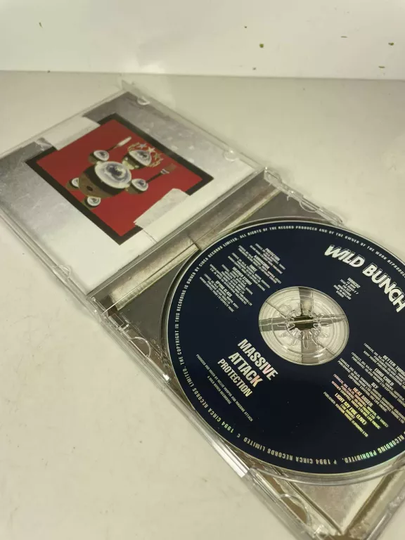 MASSICE ATTACK PROTECTION CD