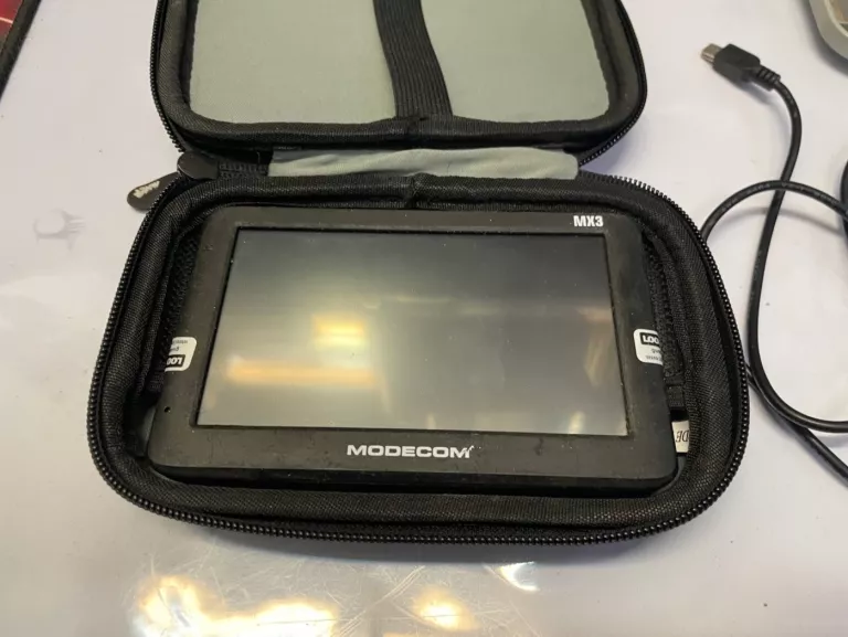 NAWIGACJA MODECOM MX3+POKROWIEC