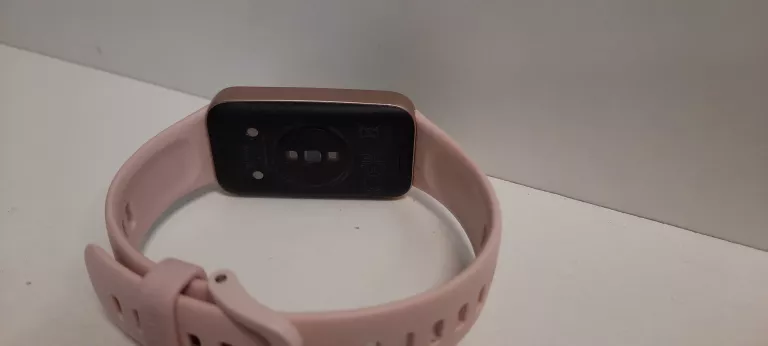 SMARTWATCH HUAWEI BAND 8-067 ŁADOWARKA