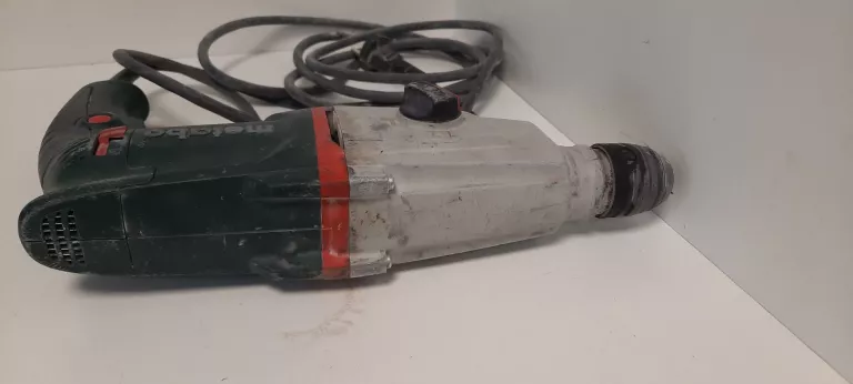 METABO MŁOTOWIERTARKA KHE 2644 W WALIZCE