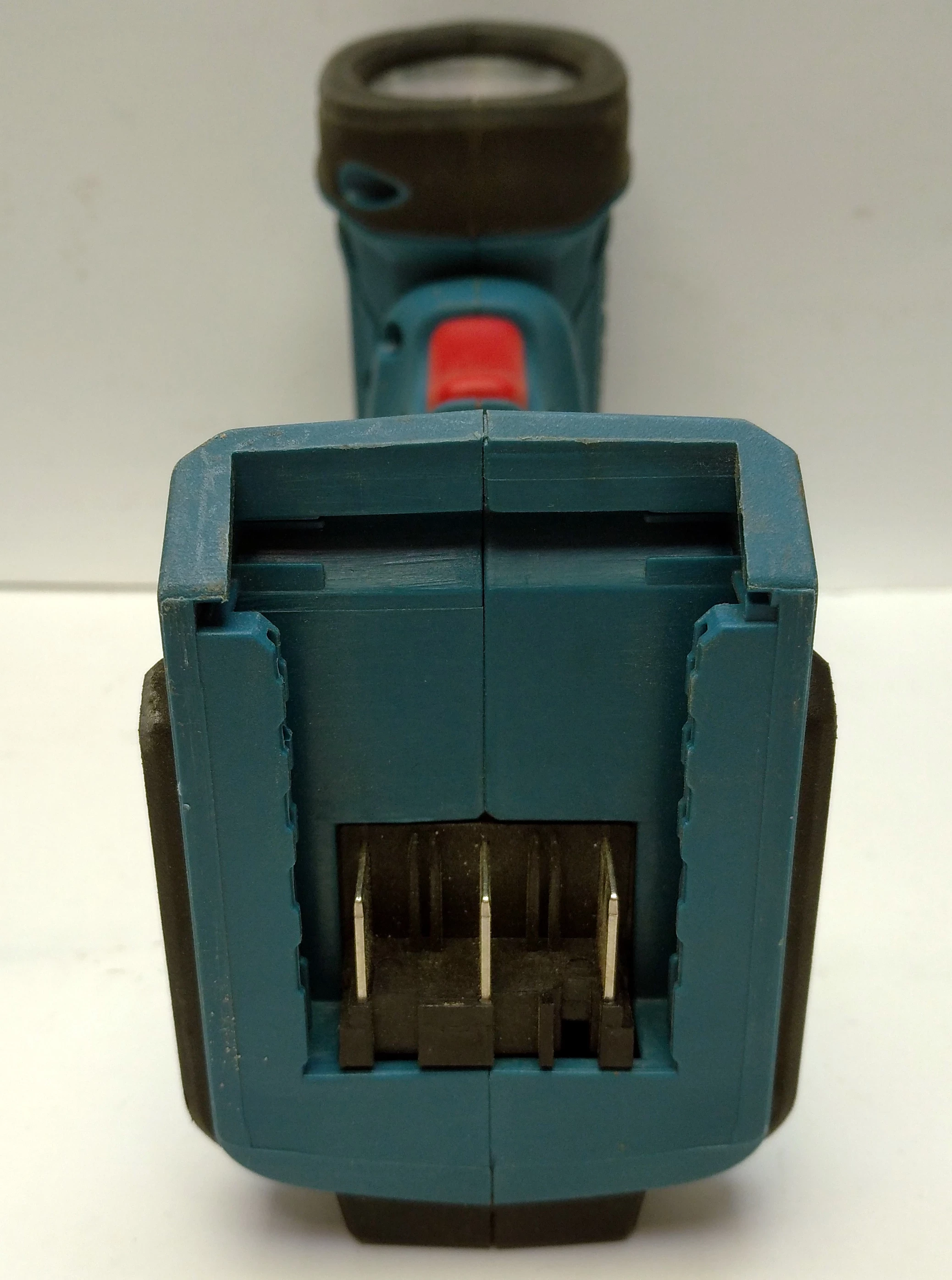 latarka-reczna-erbauer-et-18-li-28924-kod-producenta-214974