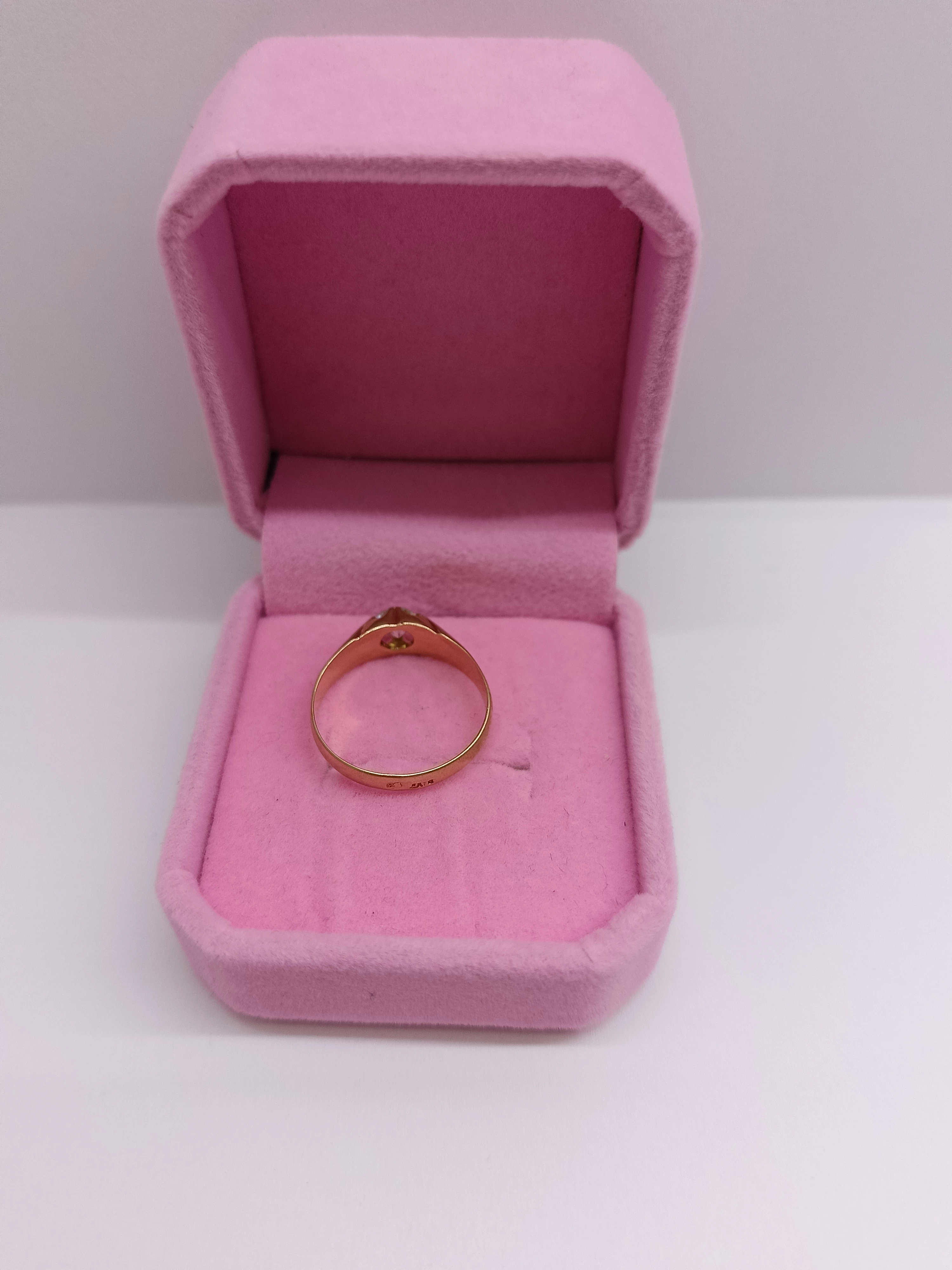 piekny-zloty-pierscionek-z-kamieniem-p585-r18-stan-11323-2