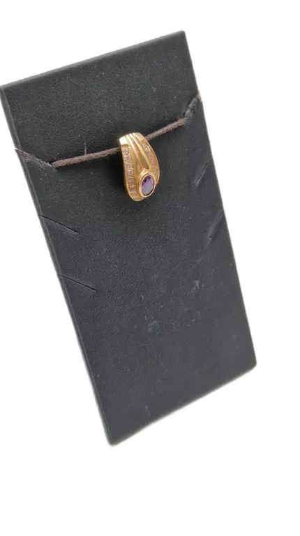 PIEKNA ZŁOTA ZAWIESZKA Z FIOLETOWĄ CYRKONIĄ P.585 2,34 G R.1 CM