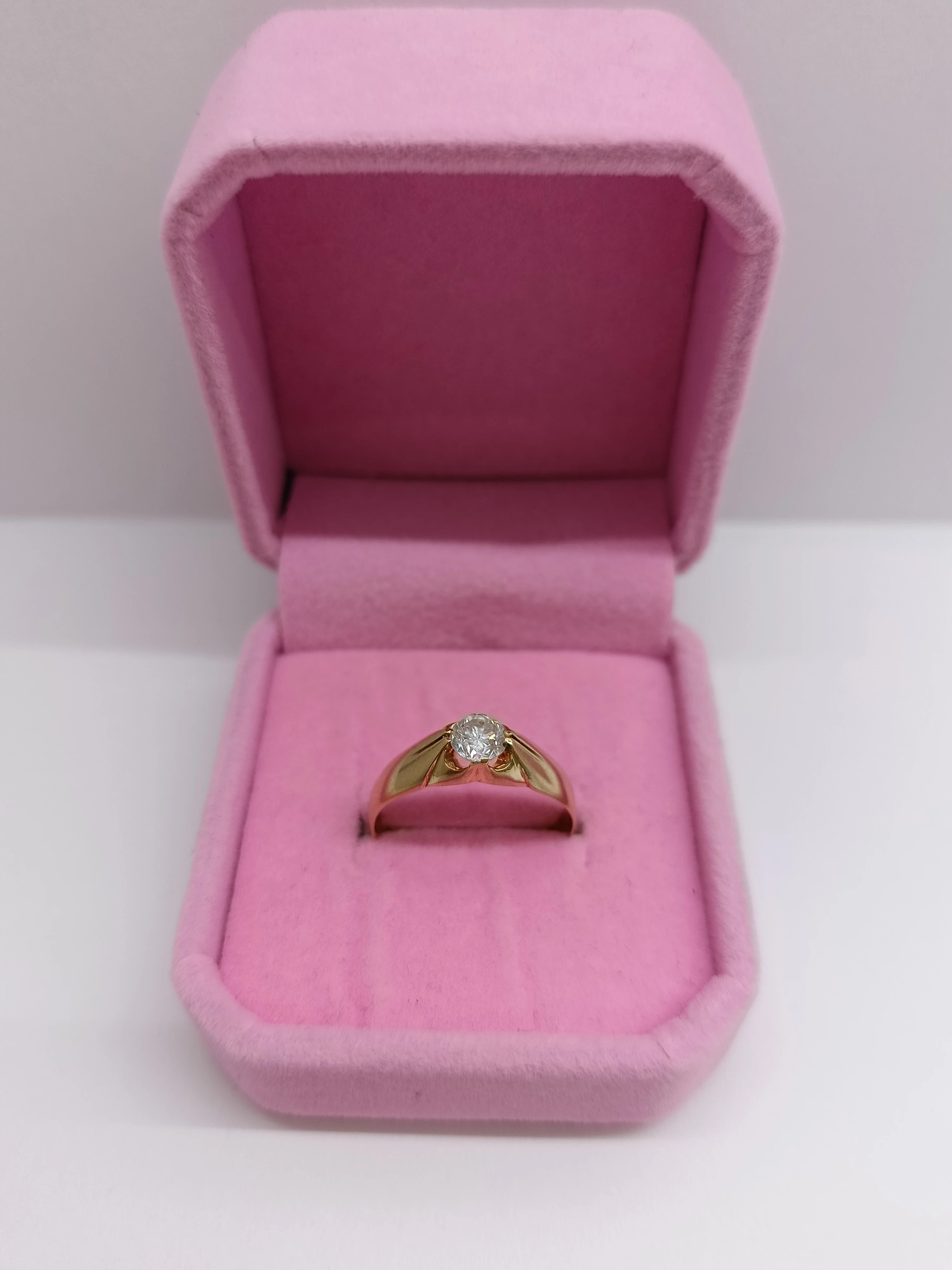 piekny-zloty-pierscionek-z-kamieniem-p585-r18-henryka-poboznego-26e-trzebnica