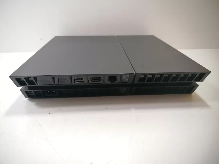 KONSOLA PS4 PAD GRY PUDEŁKO