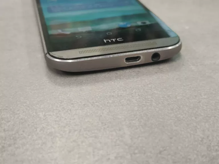 TELEFON HTC ONE M8S