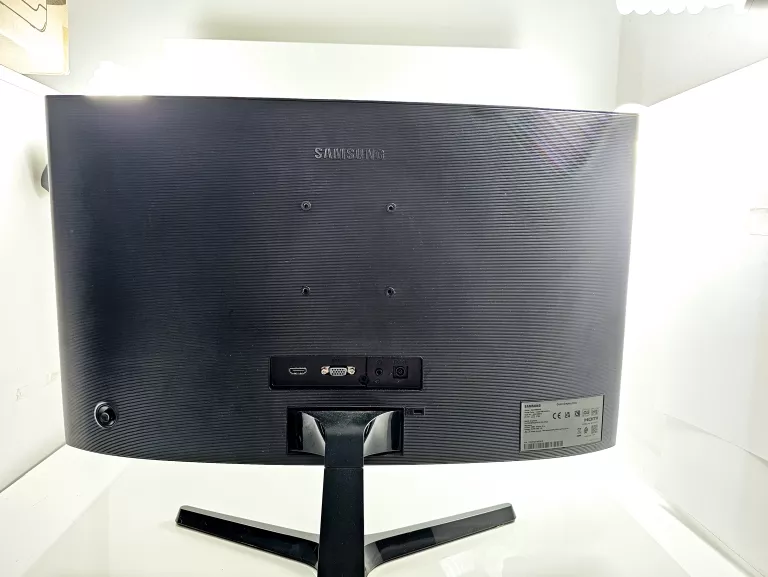 MONITOR SAMSUNG C24FG73FQU 24" ZAKRZYWIONY