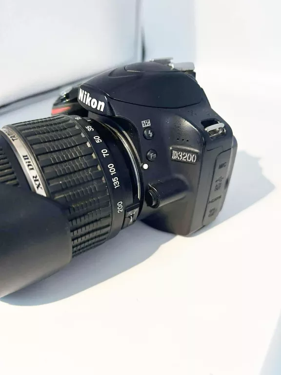 NIKON D3200 + OBIEKTYW TAMRON ASPHERICAL XR DI 2