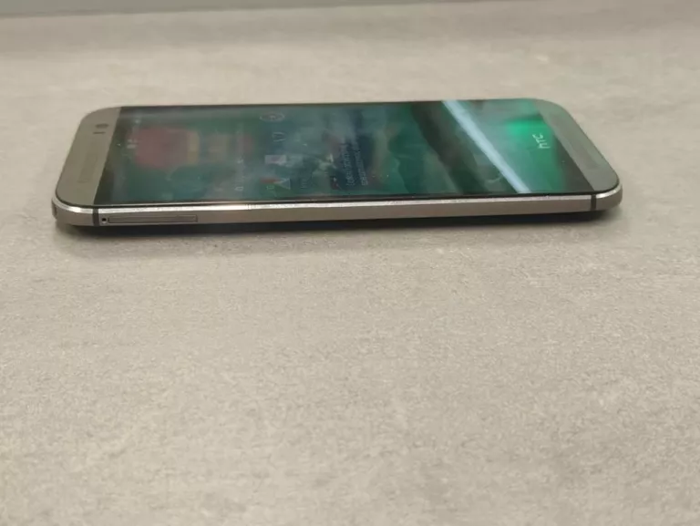 TELEFON HTC ONE M8S