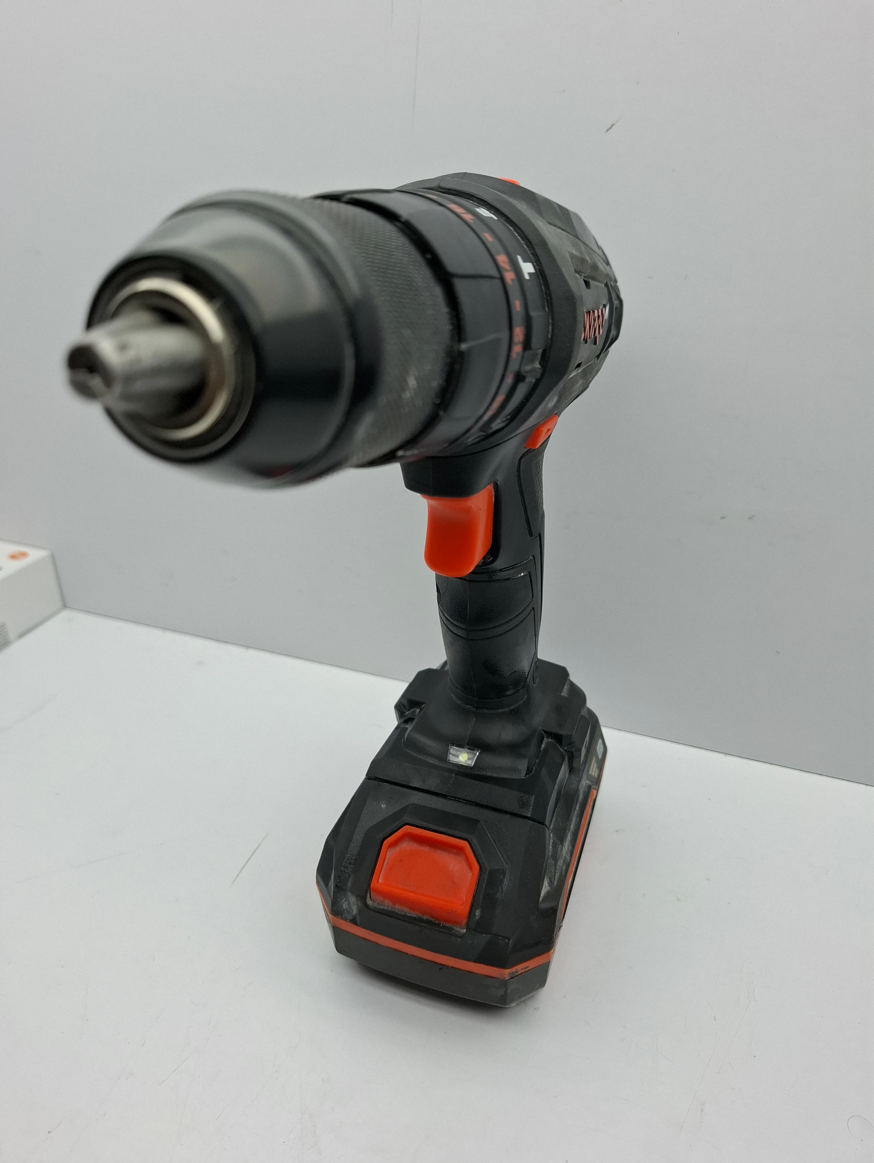 wkretarka-dnipro-cd-200th-stan-11323-2