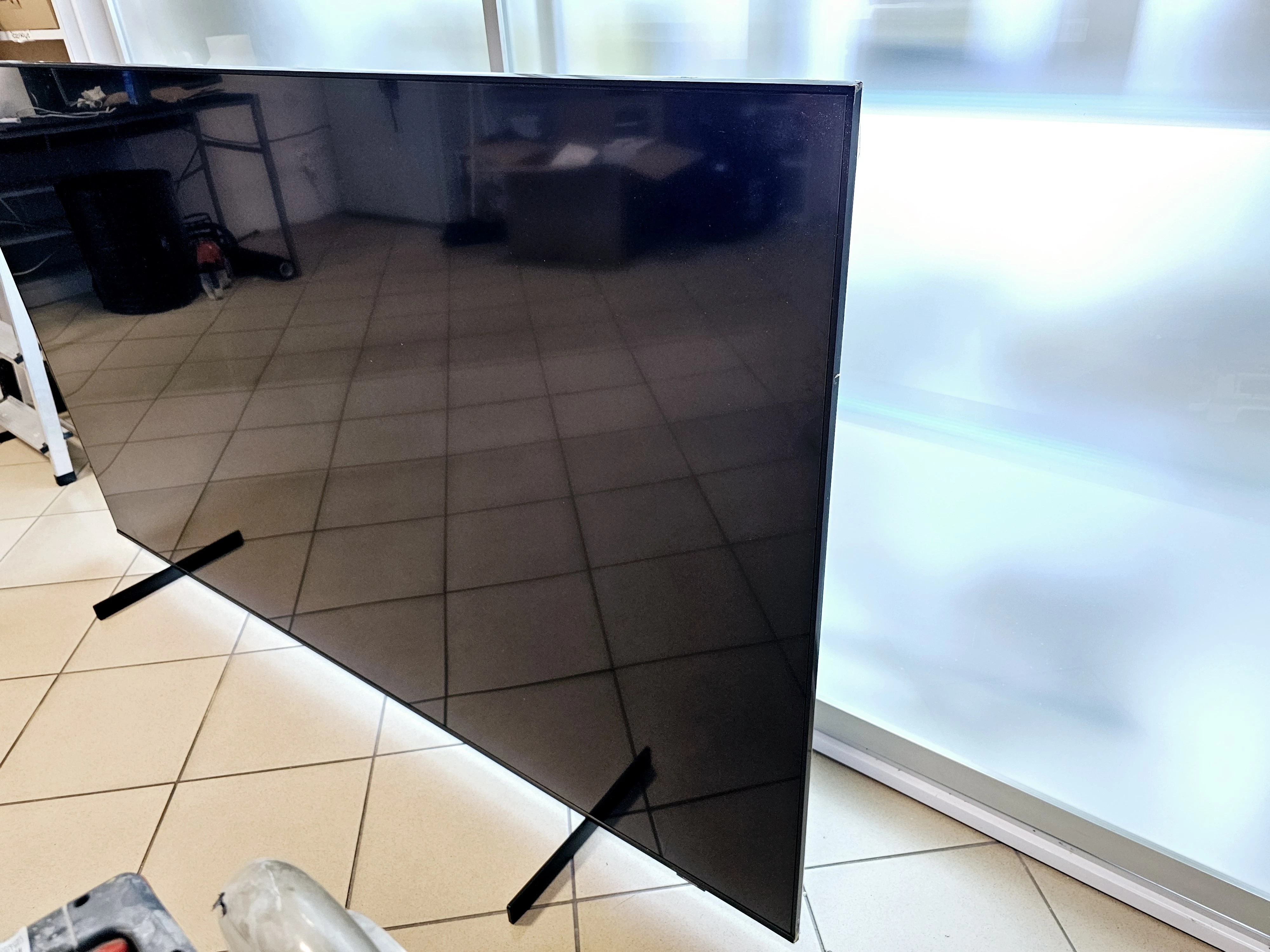 telewizor-samsung-ue75au8002k-75-led-4k-tizen-dvb-t2-ean-gtin-8806092057098