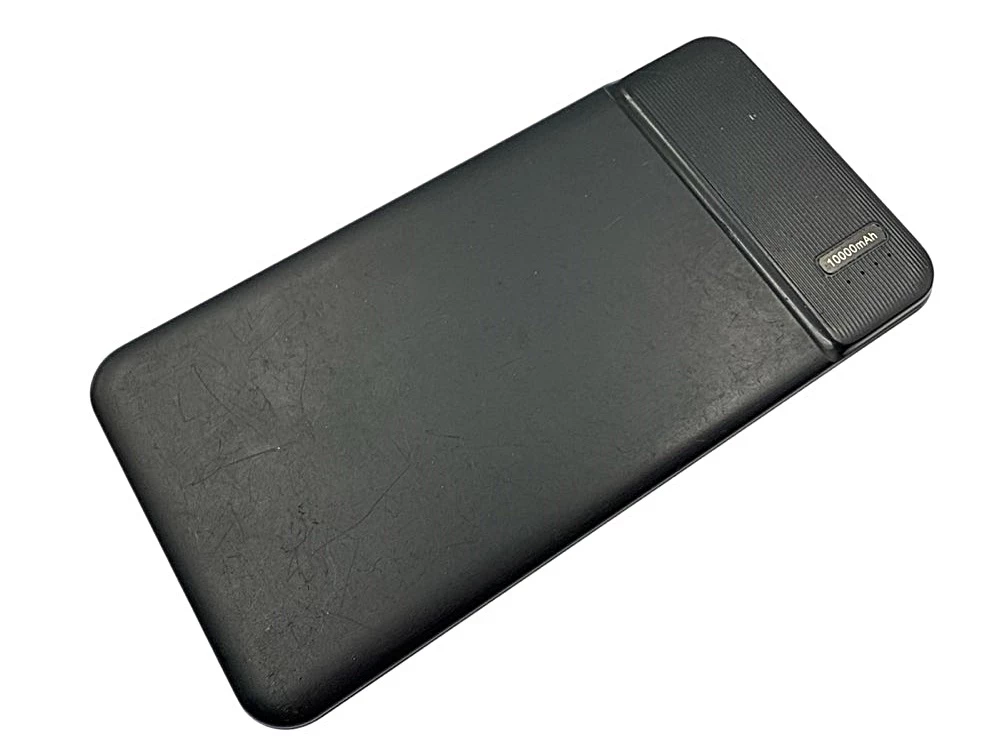 powerbank-10000-mah-czarny-stan-11323-2