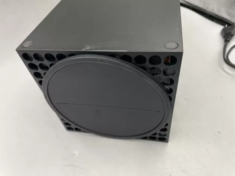 KONSOLA XBOX SERIES X 1882 1T KOMPLET