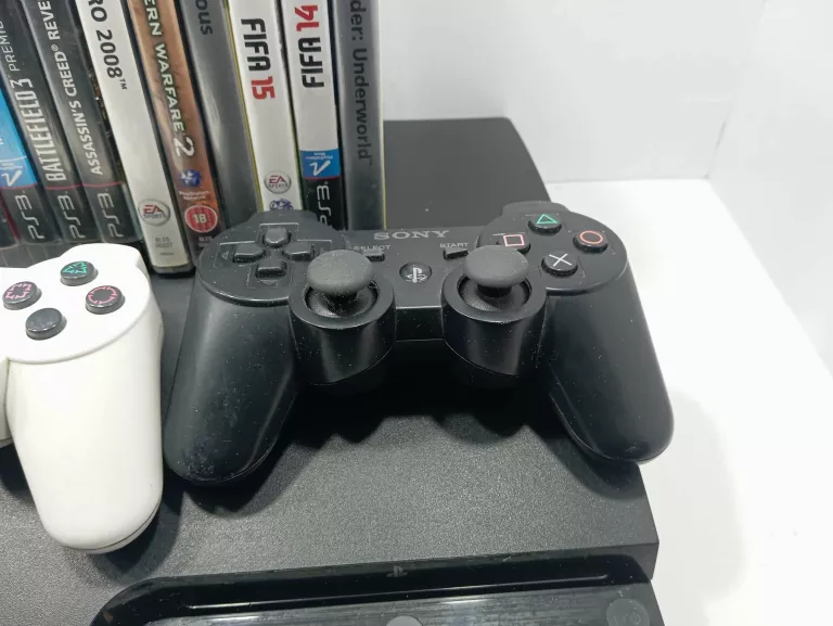 KONSOLA PS3 2 X PAD + GRY