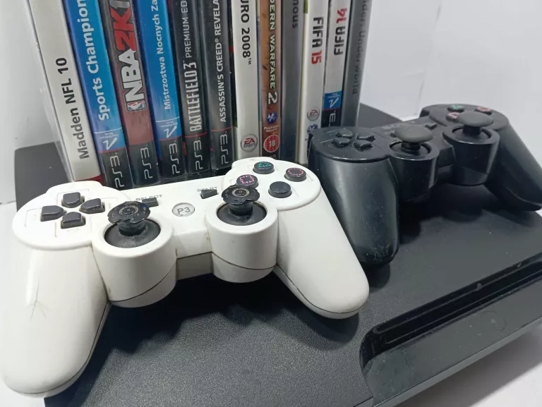 KONSOLA PS3 2 X PAD + GRY
