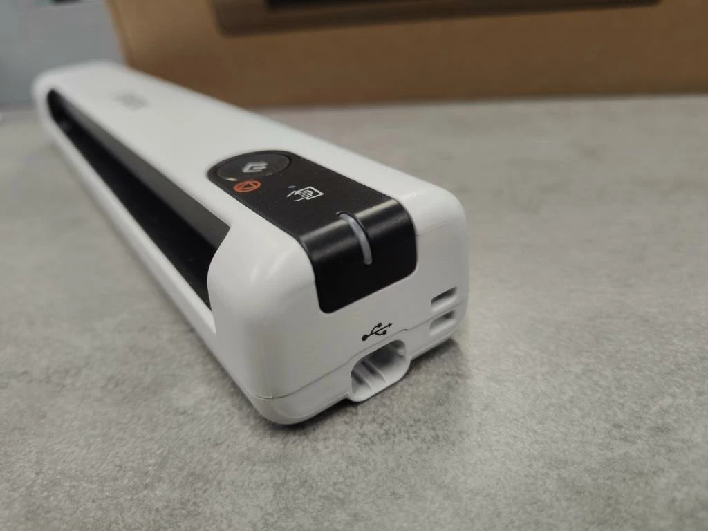 skaner-epson-ds-70-pudelko-model-ds-70