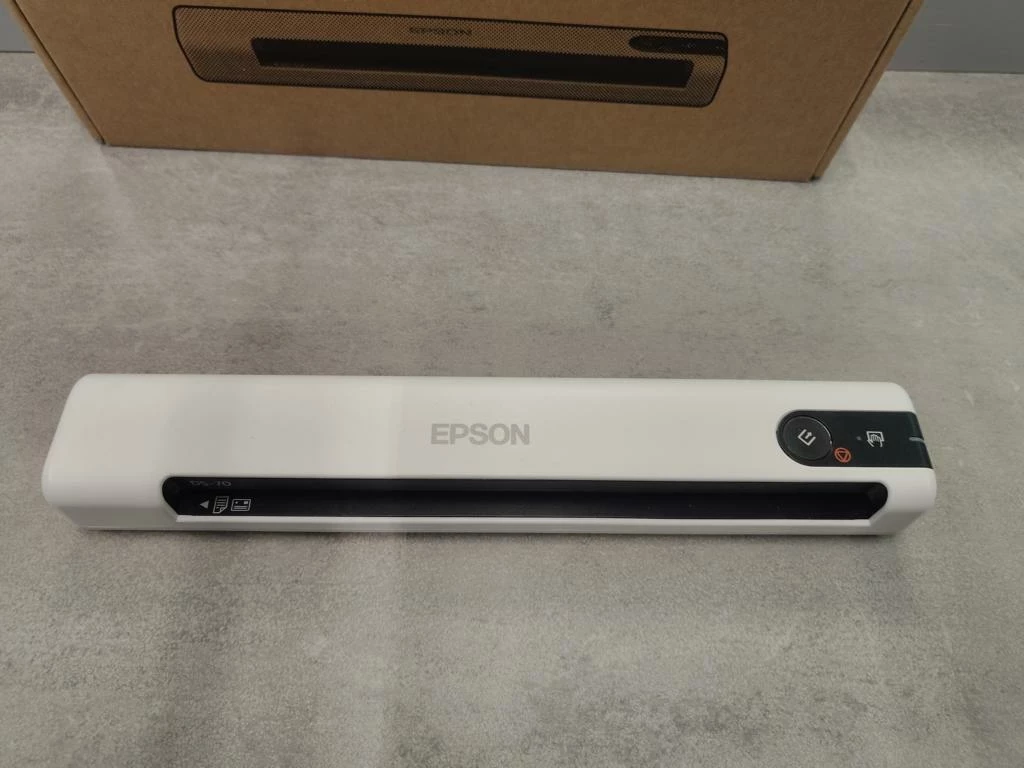 skaner-epson-ds-70-pudelko-stan-11323-2