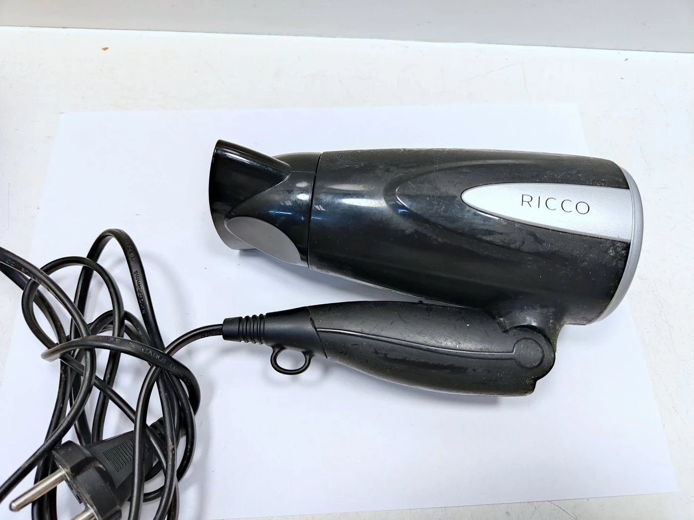 suszarka-do-wlosow-ricco-hd-808-ean-gtin-689720716479