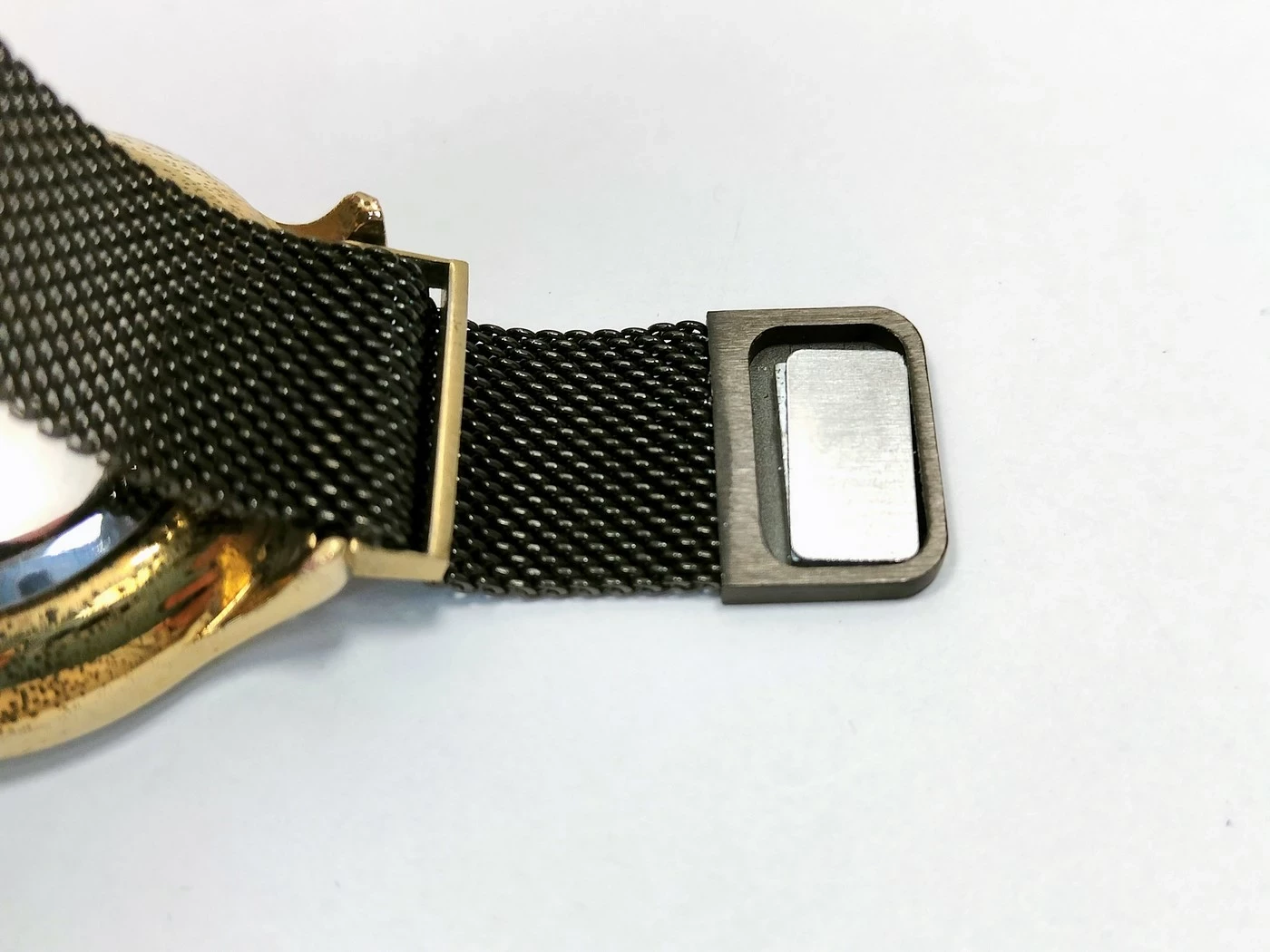 zegarek-parfois-damski-na-czarnej-bransolecie-material-paska-129219-12