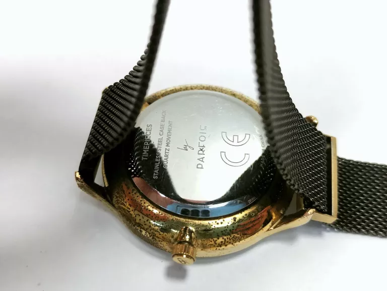zegarek-parfois-damski-na-czarnej-bransolecie-stan-11323-2
