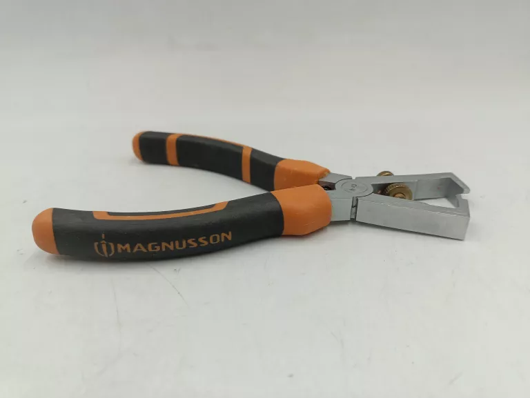 ŚCIĄGACZ IZOLACJI MAGNUSSON 160MM