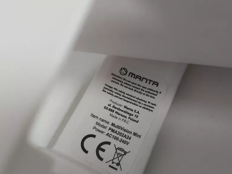 projektor-led-manta-pma202a24-smart-tv-pilot-etui-jasnosc-lampy-ansi-250