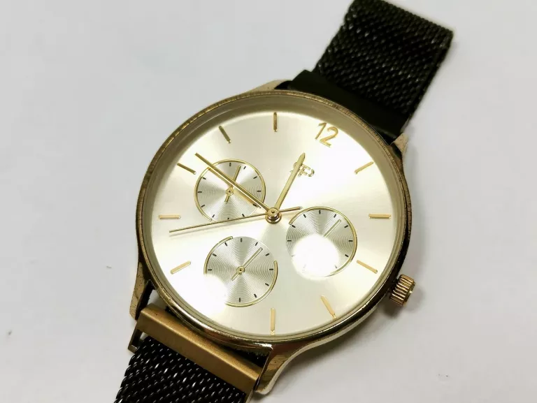 zegarek-parfois-damski-na-czarnej-bransolecie-szkielko-129224-1