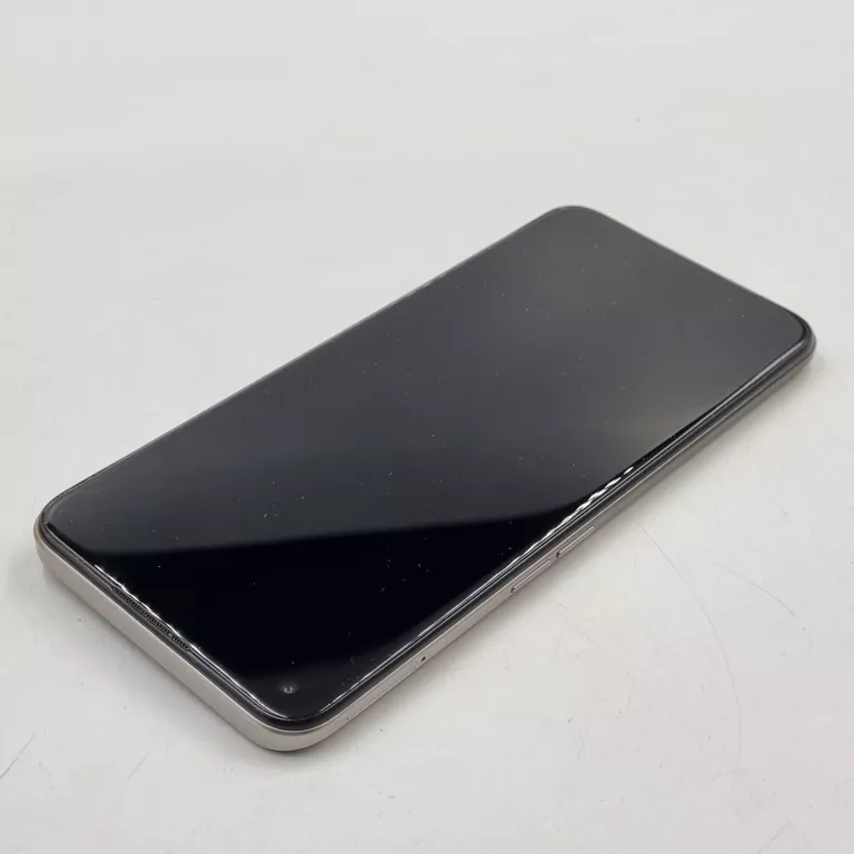 TELEFON REALME 8I 4GB RAM/64GB KOMPLET!