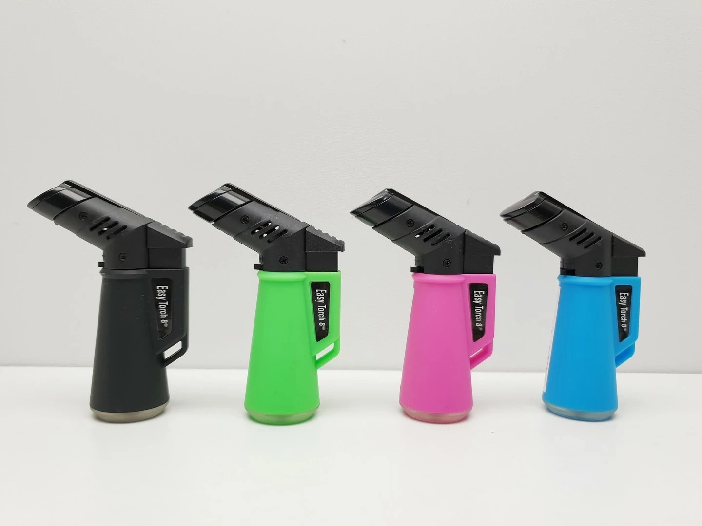 zapalniczka-easy-touch-tedi-rozne-kolory-wroclawska-6-opole-sj