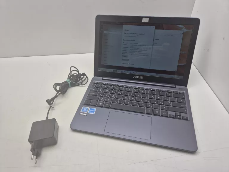 LAPTOP NOTEBOOK ASUS E203M 4 GB RAM 60 HDD WIN 10 + ŁAD