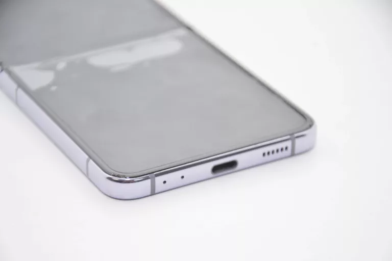 telefon-samsung-galaxy-z-flip-4-ean-gtin-8806094535013