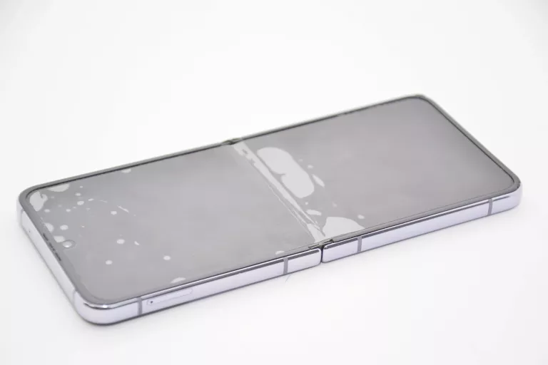 telefon-samsung-galaxy-z-flip-4-typ-202685-212929