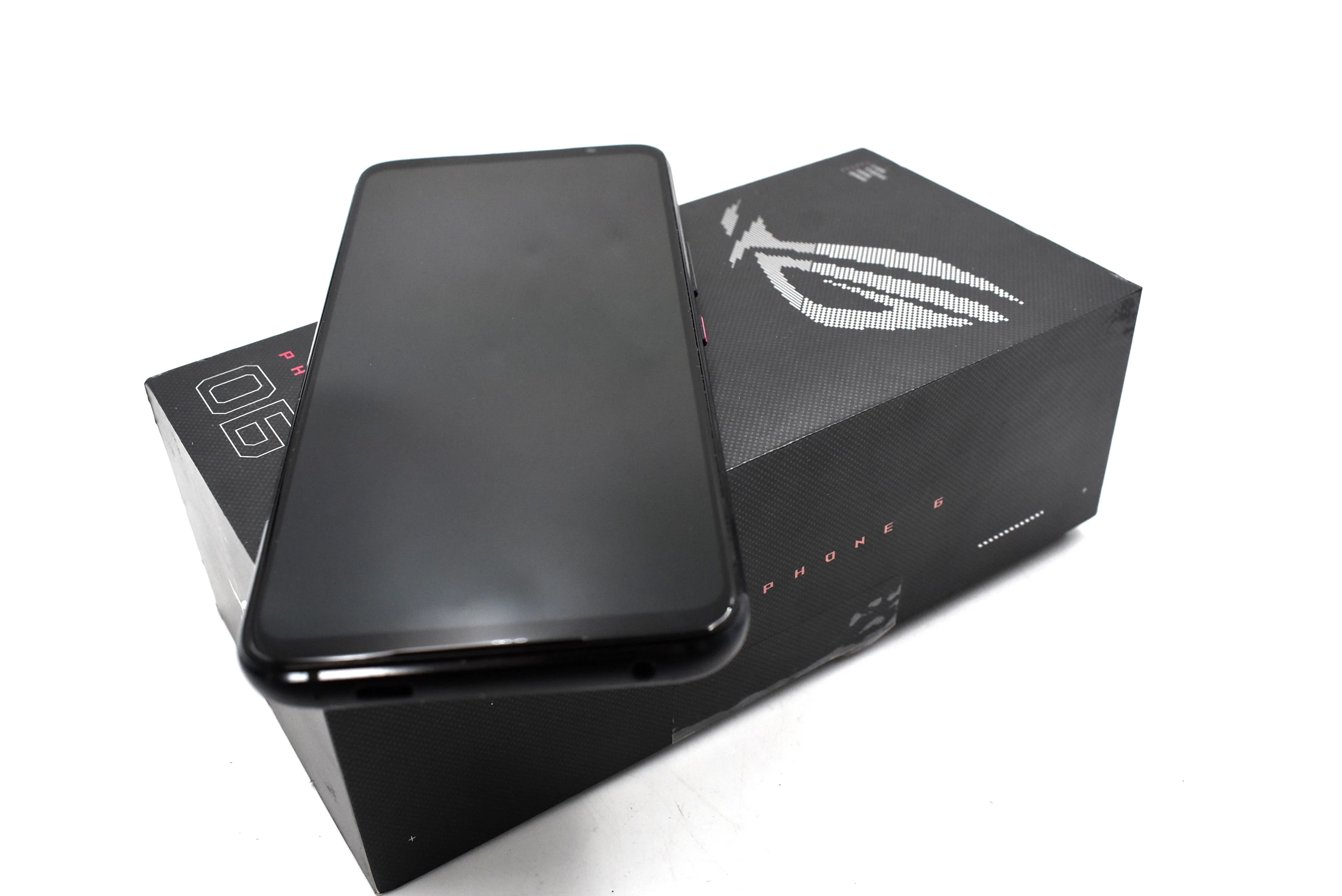 smartfon-asus-rog-phone-6-12-gb-256-gb-5g-czarny-pamiec-ram-202865-324301