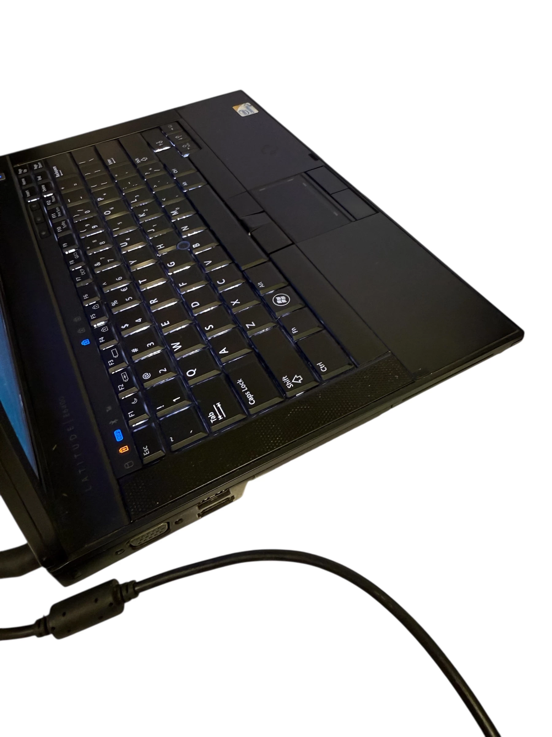 laptop-dell-latitude-e6400-2gb-ram-intel-core-2-duo-150gb-dysk-zasilacz-stan-11323-2