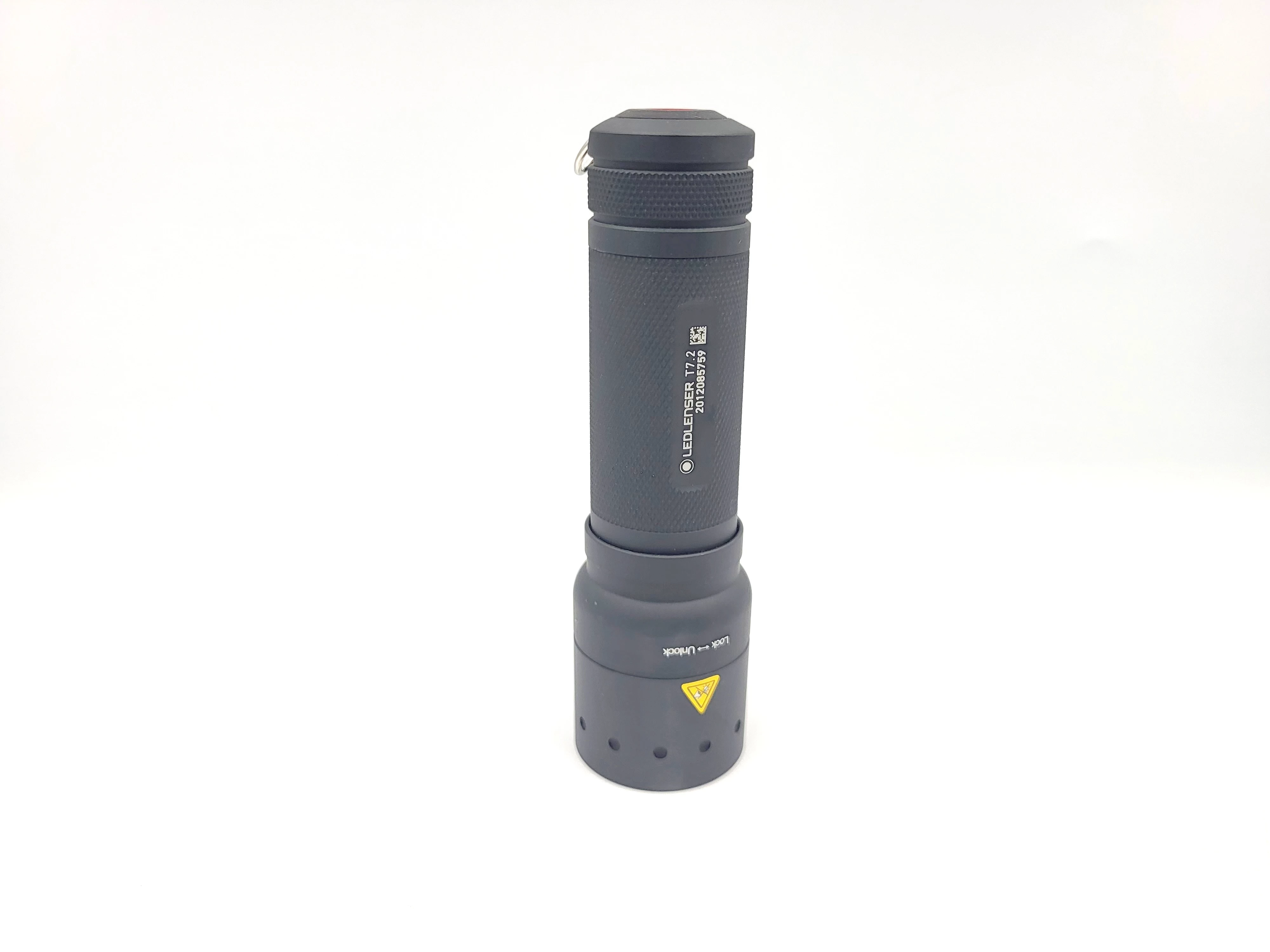 latarka-ledlenser-p72-320-lumenow-do-260-metrow-ipx4-advanced-focus-syste-3-maja-48-poznan-ska-x