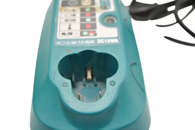 ŁADOWARKA DO AKUMULATORÓW MAKITA DC10WA