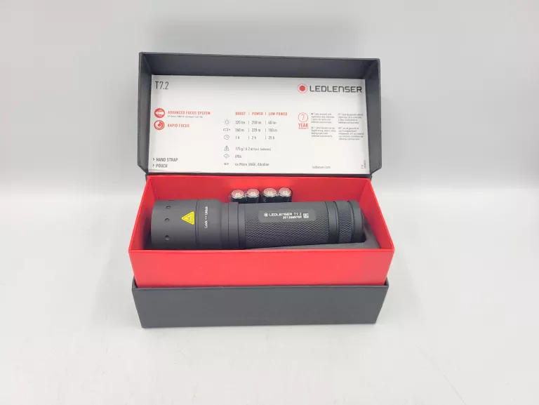 latarka-ledlenser-p72-320-lumenow-do-260-metrow-ipx4-advanced-focus-syste-ean-gtin-4029113960755