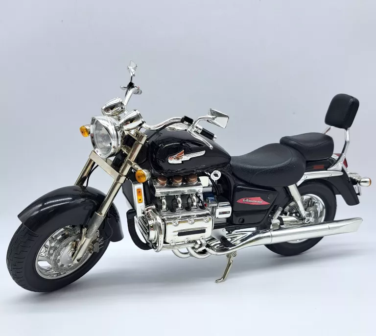 HONDA F6 C VALKYRIE DUŻY 42CM MODEL 1:6