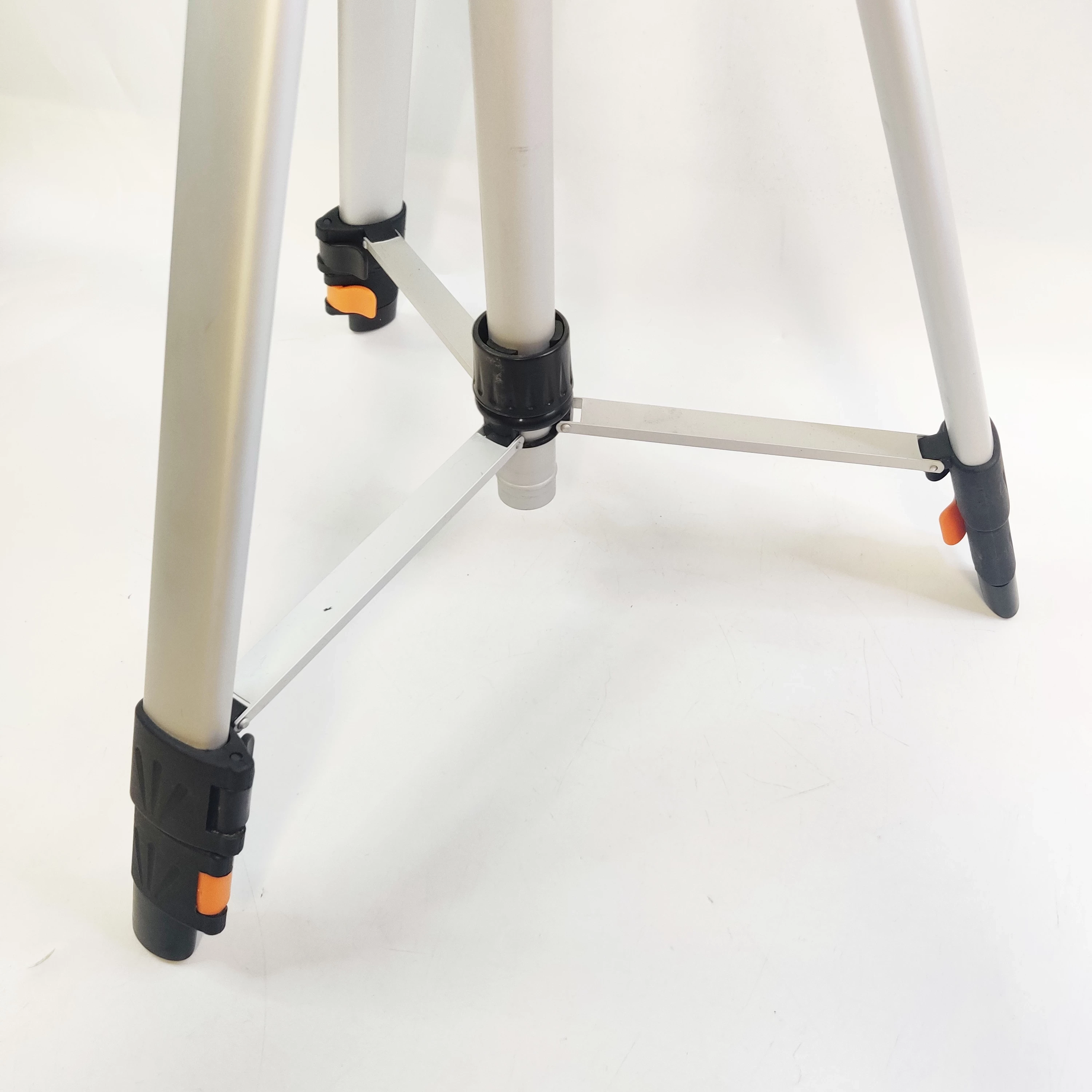 statyw-dla-narzedzi-laserowych-magnusson-kod-producenta-213690