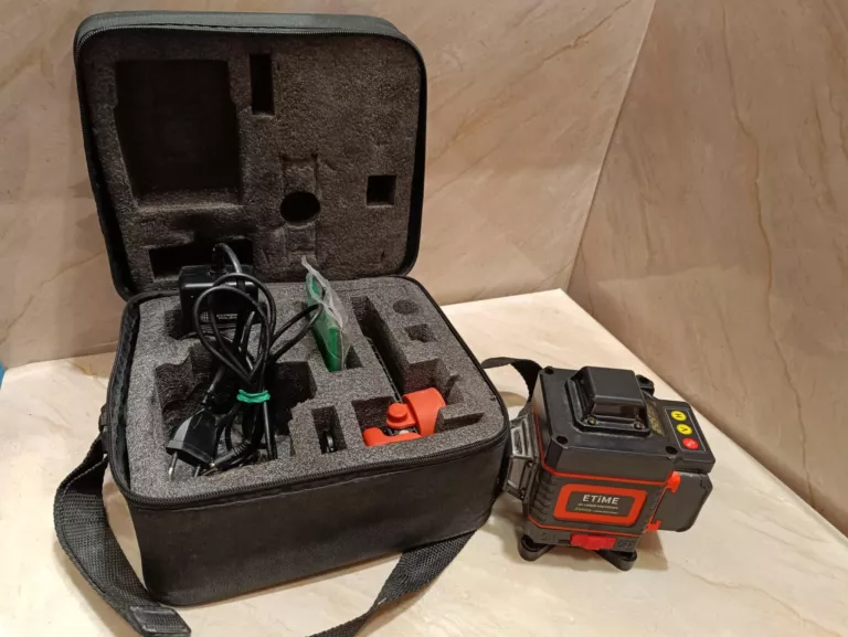 LASER KRZYŻOWY ETIME 4D
