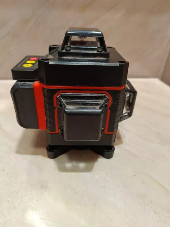 LASER KRZYŻOWY ETIME 4D